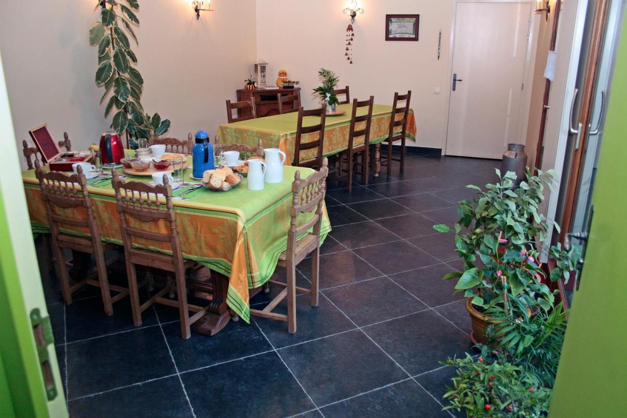 Bed and Breakfast Ferme Brocart Bouvines Exterior foto